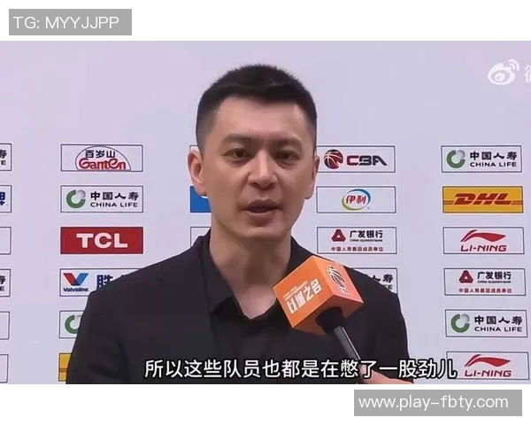 杨鸣强调球队拼搏精神球迷不求每年夺冠但期待每场全力以赴 杨鸣强调球队拼搏精神球迷不求每年夺冠但期待每场全力以赴